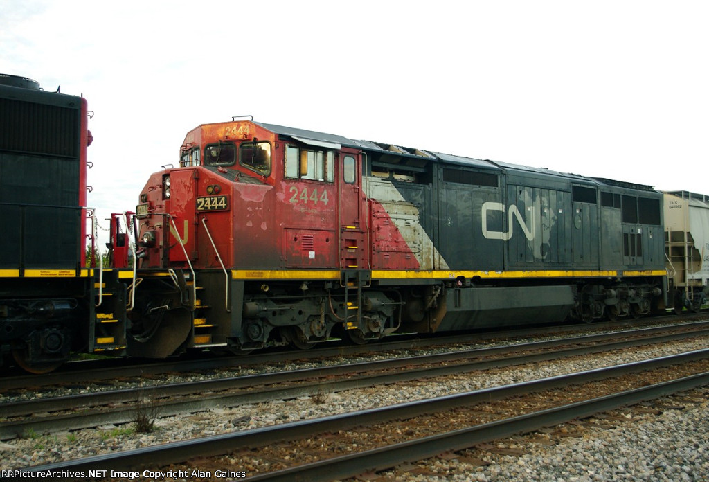CN 2444